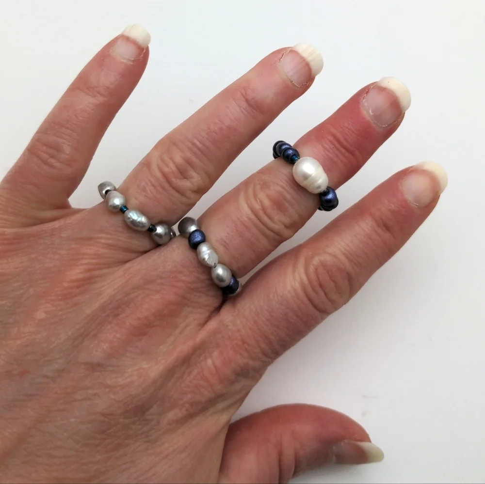 381MIDALANE Baroque Pearl Beaded Ring Set with Glass Beads